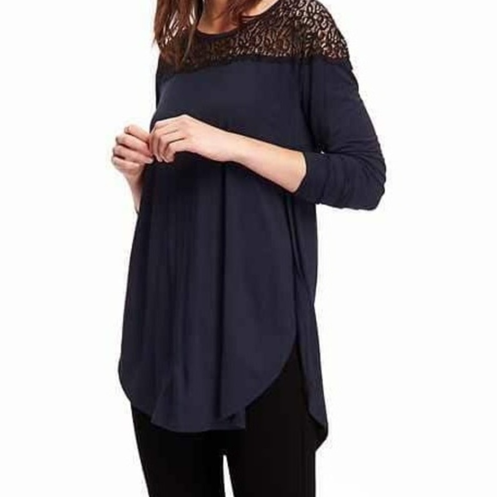 Old Navy Relaxed Tulip Hem lace Tunic